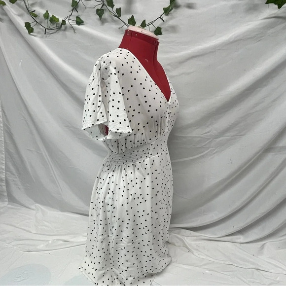 Impress white polka dotted dresssize large - Picture 6 of 14